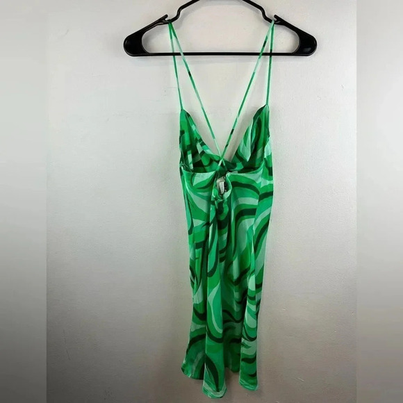 Zara Flowy Mini Swirl Green Satin Dress Sz XS NWT - Picture 5 of 16